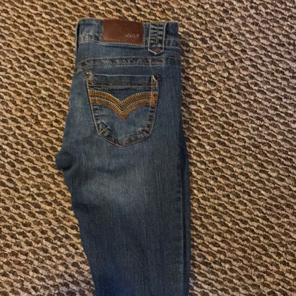 Jeans - Picture 2 of 3